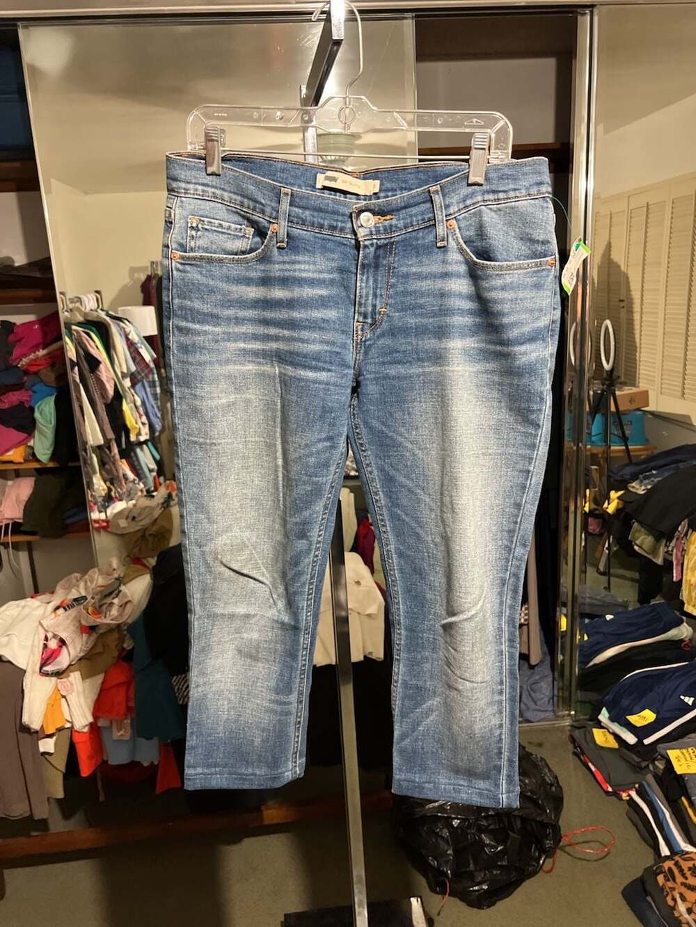 Levi's 524 Skinny Distressed Blue Denim Jeans Women's Size 9 Medium Wash